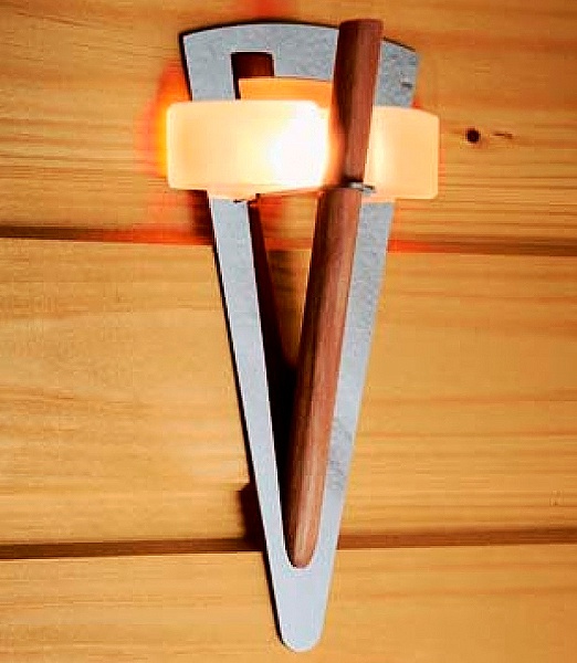 Светильник Факел TL 100 с деревянным стержнем Cariitt